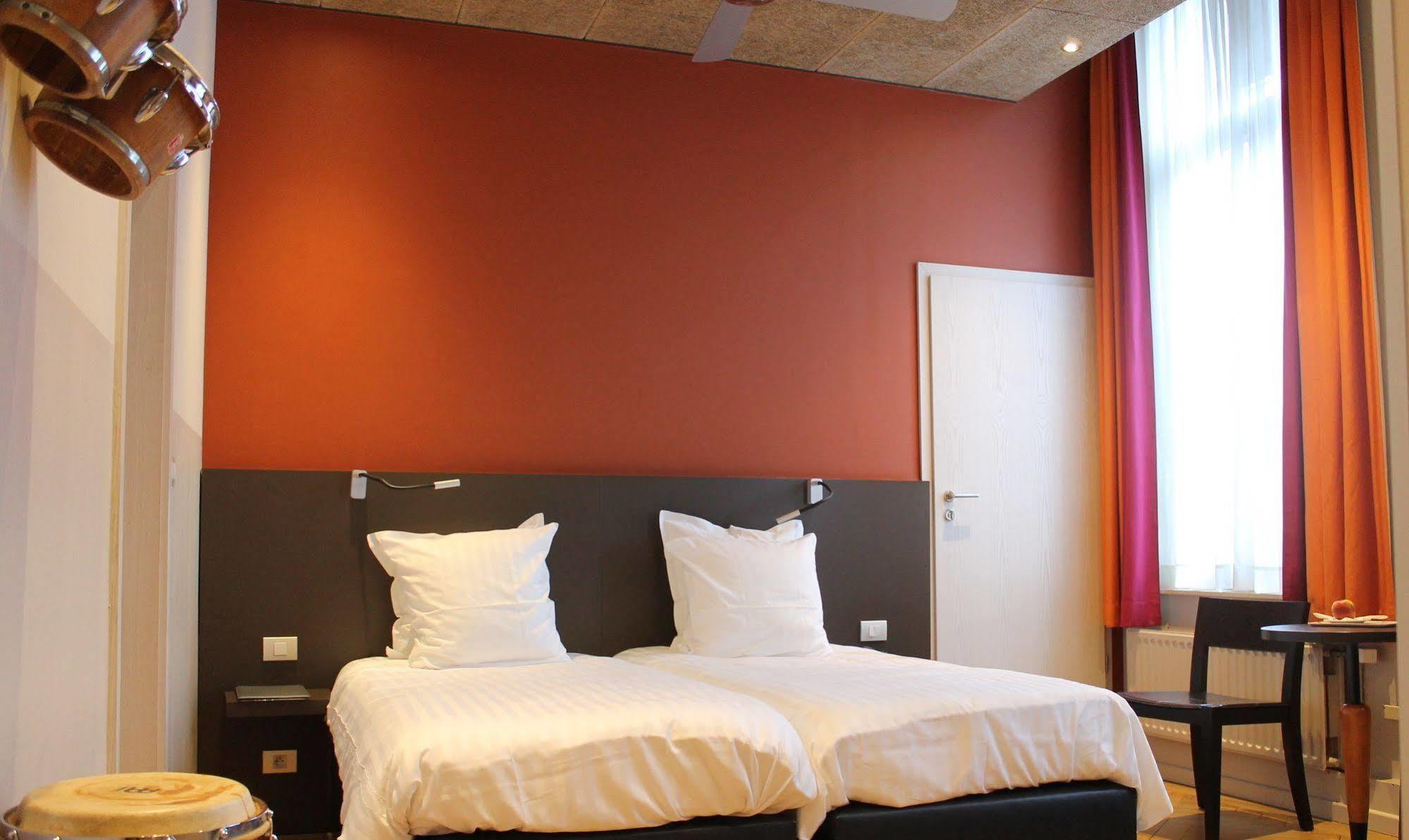 Hotel D'Alcantara Турне Экстерьер фото